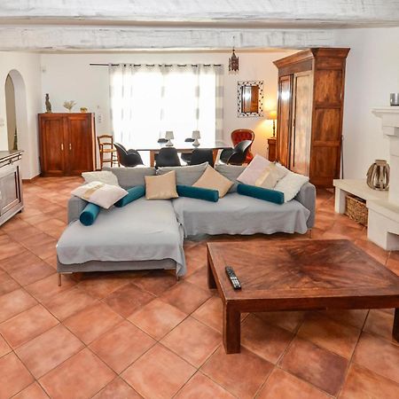 3 Bedroom Awesome Home In Chateuneuf De Gadagne Chateauneuf-de-Gadagne ภายนอก รูปภาพ
