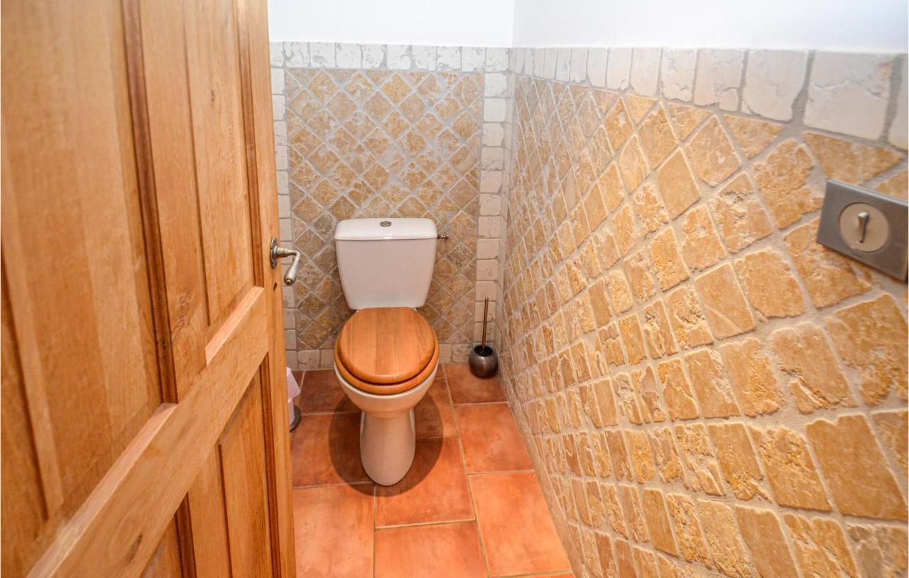 3 Bedroom Awesome Home In Chateuneuf De Gadagne Chateauneuf-de-Gadagne ภายนอก รูปภาพ
